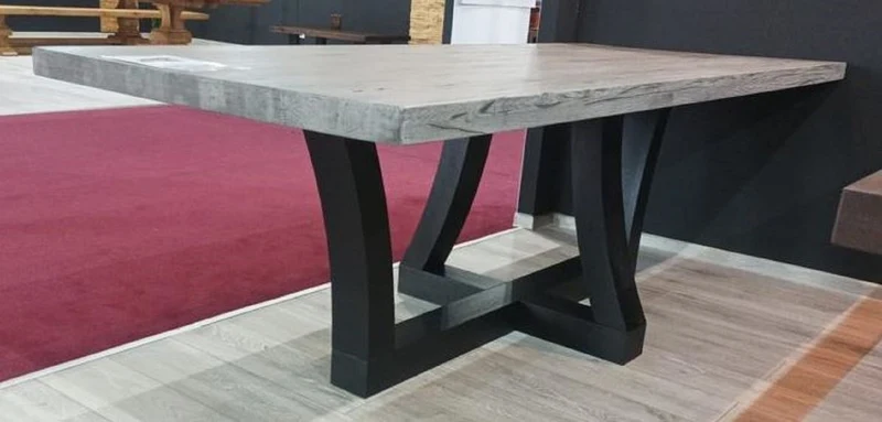 Casa Padrino Luxus Esstisch Grau / Schwarz 240 x 100 x H. 77 cm - Rechteckiger Küchentisch mit rustikaler Massivholz Tischplatte - Rustikale Esszimmer Möbel - Luxus Esszimmer Möbel