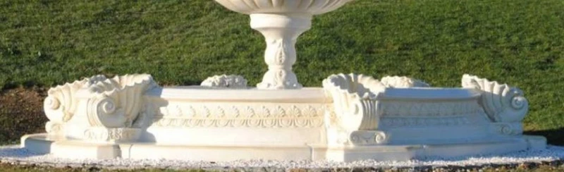 Casa Padrino Barock Springbrunnen Umrandung Weiß Ø 445 x H. 48 cm - Runde Gartenbrunnen Umrandung - Brunnen Umrandung - Prunkvolle Gartendeko im Barockstil