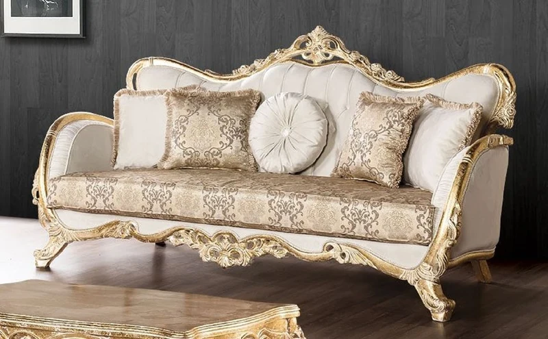Casa Padrino Luxus Barock Sofa Weiß / Mehrfarbig / Antik Gold - Prunkvolles Wohnzimmer Sofa mit elegantem Muster - Barock Wohnzimmer Möbel - Edel & Prunkvoll