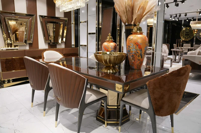 Casa Padrino Luxus Möbel Set Braun / Grau / Gold - 1 Luxus Sideboard mit 4 Türen & 2 Luxus Spiegel - Wohnzimmer Möbel - Luxus Möbel - Luxus Einrichtung - Wohnzimmer Einrichtung - Luxus Qualität