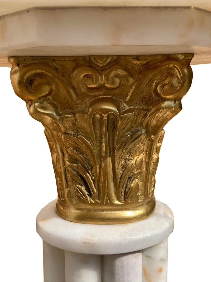 Casa Padrino Barock Säule Weiß / Gold H. 113 cm - Prunkvolle Marmor Säule im Barockstil - Barock Deko Accessoires