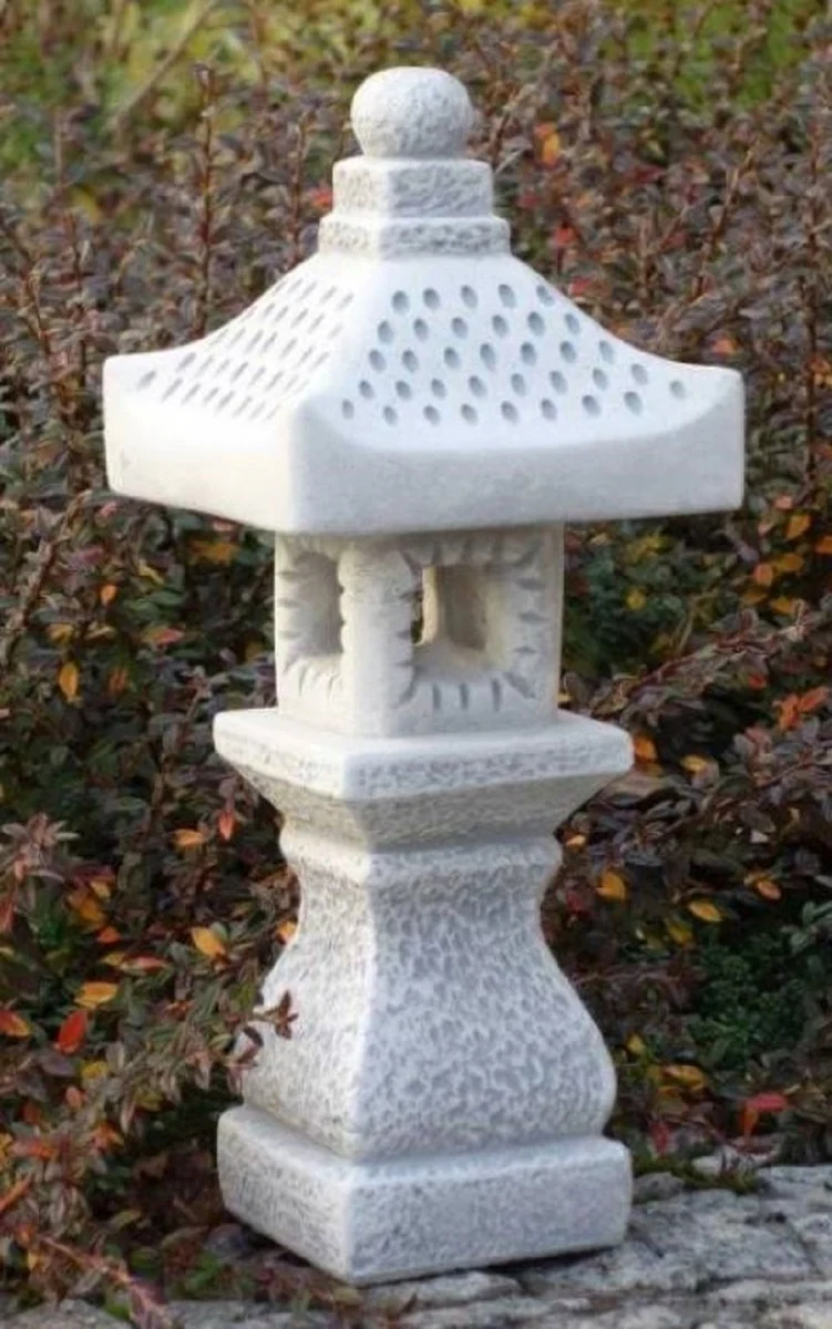 Casa Padrino Garten Leuchte im Japanischen Stil Weiß / Grau 12 x 11 x H. 40 cm - Kleine Garten & Terrassen Leuchte - Wetterbeständige Garten Laterne - Garten Terrassen Beleuchtung