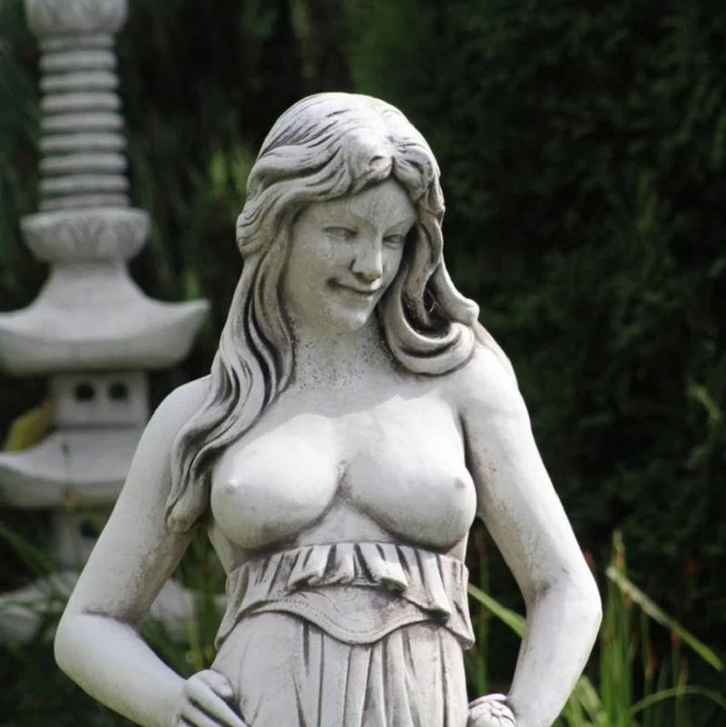 Casa Padrino Jugendstil Garten Deko Skulptur Frau mit Kranz Grau H. 150 cm - Elegante Garten Deko Stein Figur - Barock & Jugendstil Garten Deko Accessoires