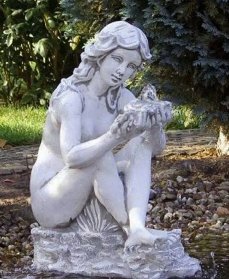 Casa Padrino Jugendstil Wasserspeier Skulptur Sitzende Frau Grau 24 x 46 x H. 62 cm - Elegante Wasserspeier Stein Figur - Barock & Jugendstil Garten Deko Accessoires