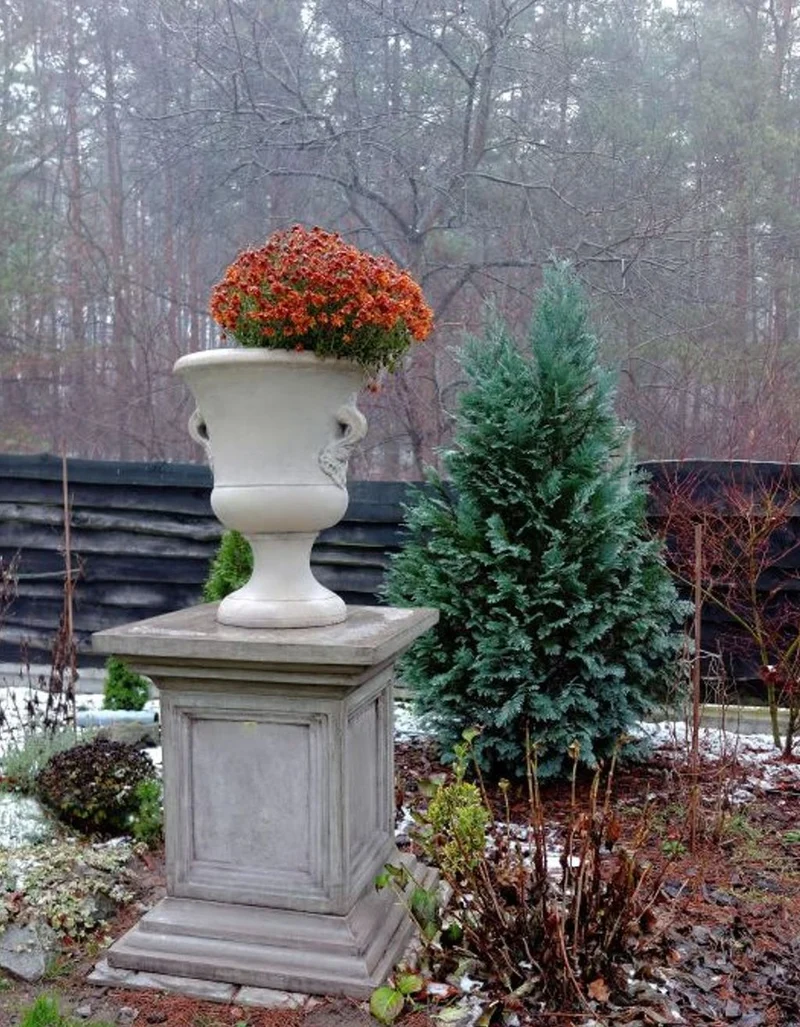 Casa Padrino Barock Garten Deko Blumentopf Grau Ø 54 x H. 77 cm - Prunkvoller Pflanzentopf im Barockstil - Barock Garten & Terrassen Deko Accessoires