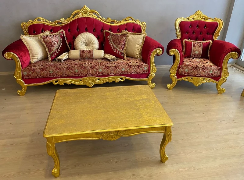 Casa Padrino Luxus Barock Sofa Bordeauxrot / Mehrfarbig / Gold - Prunkvolles Wohnzimmer Sofa mit elegantem Muster und Glitzersteinen - Wohnzimmer Möbel - Barock Möbel - Edel & Prunkvoll