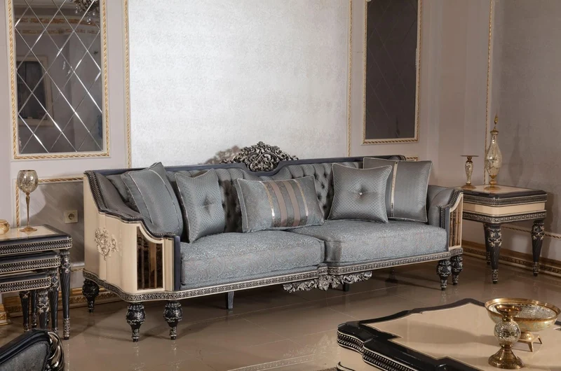 Casa Padrino Luxus Barock Sofa Hellblau / Beige / Schwarz / Gold - Prunkvolles Wohnzimmer Sofa mit elegantem Muster - Barock Wohnzimmer & Hotel Möbel - Edel & Prunkvoll