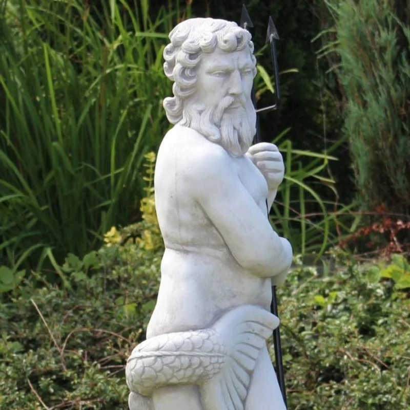 Casa Padrino Jugendstil Wasserspeier Skulptur Neptun mit Fisch Grau / Schwarz 35 x 35 x H. 123 cm - Elegante Wasserspeier Stein Figur - Barock & Jugendstil Garten Deko Accessoires