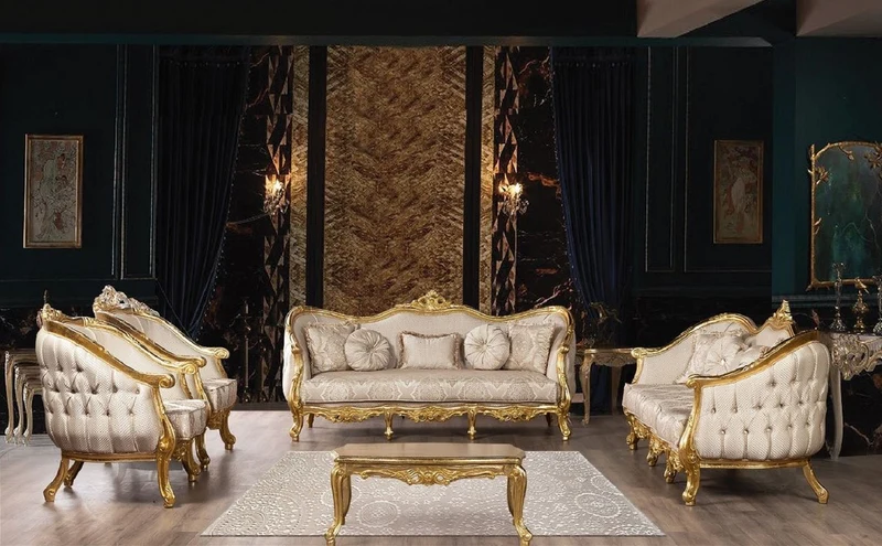 Casa Padrino Luxus Barock Sofa Beige / Gold - Prunkvolles Wohnzimmer Sofa mit Muster - Prunkvolle Barock Wohnzimmer Möbel