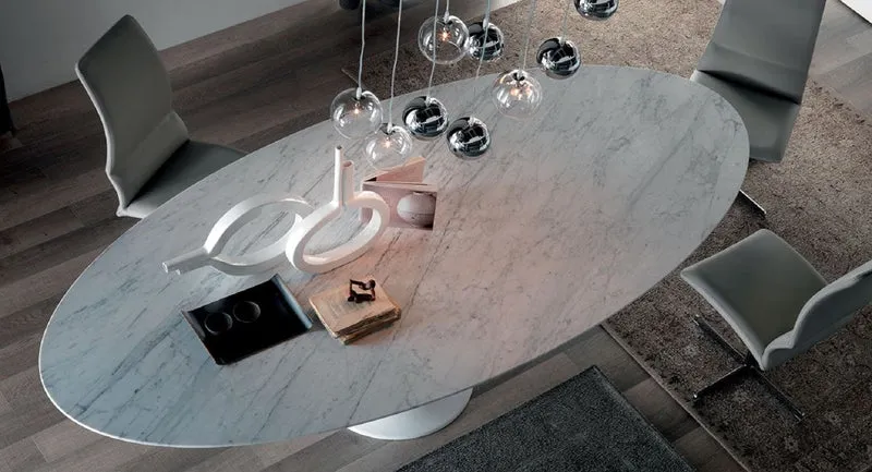 Casa Padrino Luxus Esstisch Matt Weiß 290 x 130 x H. 75 cm - Ovaler Esszimmertisch mit hochwertiger Carrara Marmor Tischplatte - Moderne Esszimmer Möbel - Luxus Qualität - Made in Italy