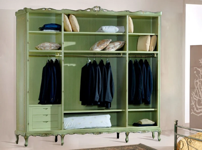 Casa Padrino Luxus Barock Schlafzimmerschrank Grün - Handgefertigter Kleiderschrank mit 8 Türen - Barock Schlafzimmer & Hotel Möbel - Erstklassische Qualität - Made in Italy