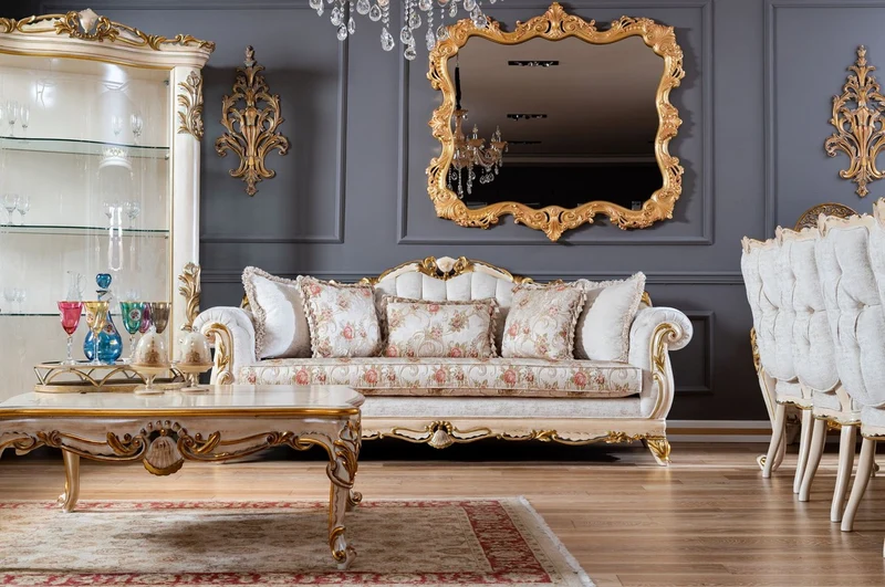 Casa Padrino Luxus Barock Sofa Weiß / Beige / Gold - Prunkvolles Wohnzimmer Sofa mit Blumenmuster - Barock Wohnzimmer Möbel