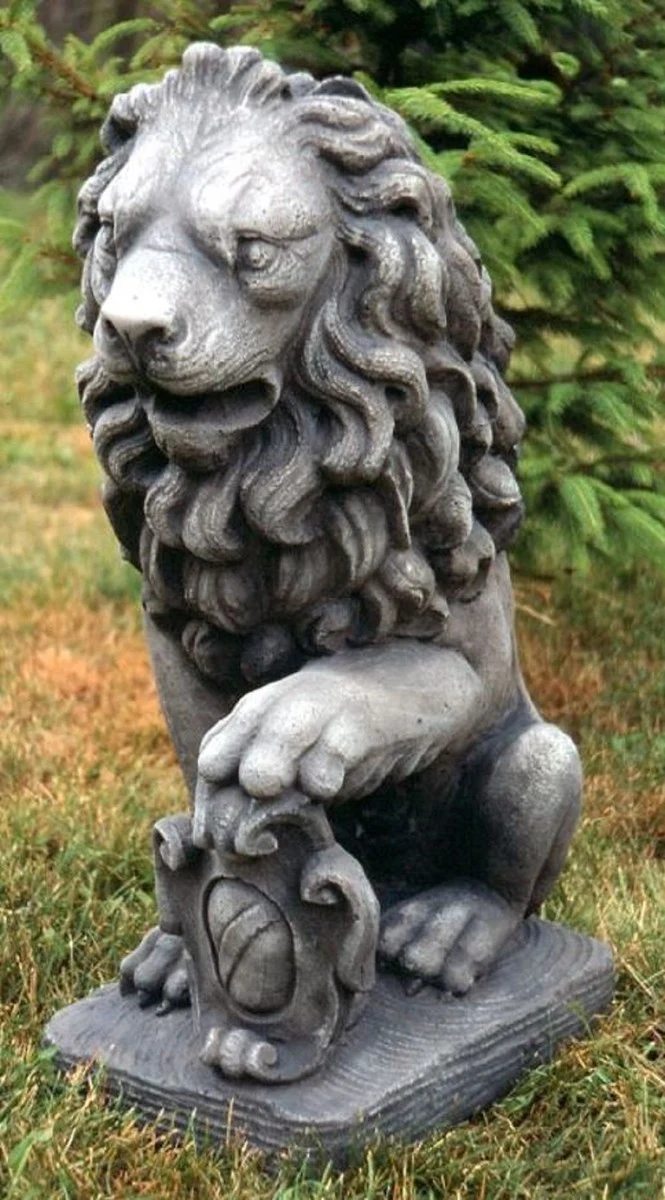 Casa Padrino Barock Gartendeko Skulptur Löwe Grau 28 x 45 x H. 72 cm - Garten Deko Figur - Garten & Terrassen Deko Accessoires