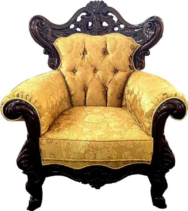 Casa Padrino Luxus Barock Wohnzimmer Set Gold mit Muster / Dunkelbraun - 1 Barock Sofa & 2 Barock Sessel - Wohnzimmer Möbel im Barockstil - Edel & Prunkvoll