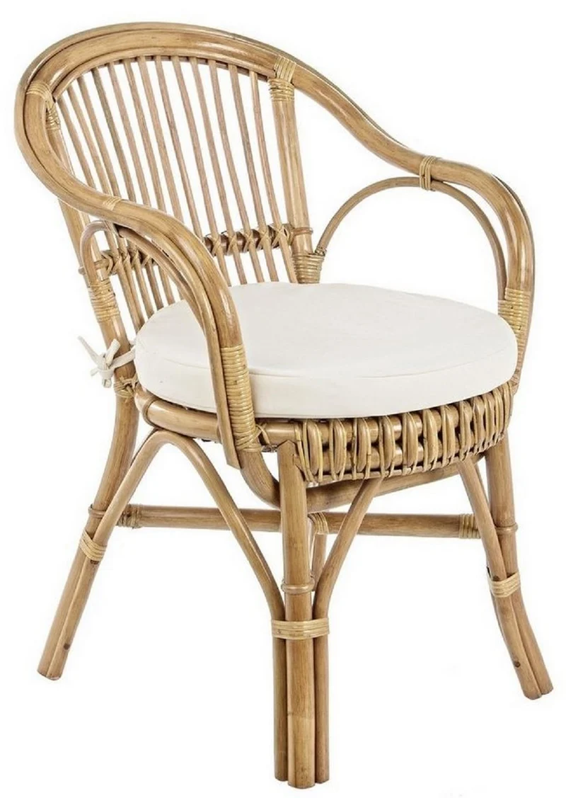 Casa Padrino Luxus Gartenstuhl 6er Set Naturfarben / Weiß 57 x 61 x H. 80 cm - Rattan Stühle mit Armlehnen und Sitzkissen - Moderne Rattan Garten & Terrassen Möbel