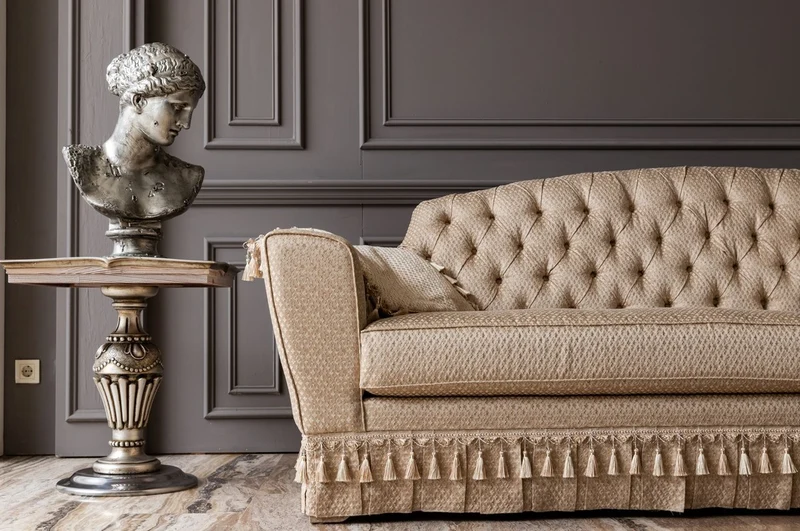Casa Padrino Luxus Barock Sofa Gold - Handgefertigtes Wohnzimmer Sofa im Barockstil - Barock Wohnzimmer Möbel
