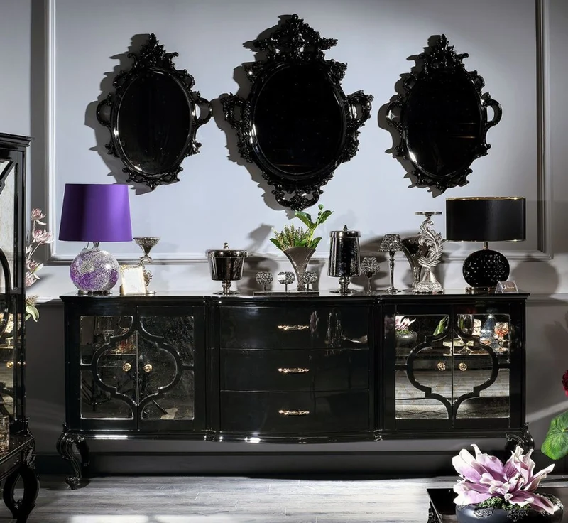 Casa Padrino Luxus Barock Sideboard Schwarz / Gold - Prunkvoller Massivholz Schrank mit 4 Türen und 3 Schubladen - Barock Möbel