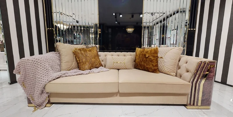 Casa Padrino Luxus Art Deco Wohnzimmer Set Beige / Lila / Grau / Gold - 2 Sofas & 2 Sessel & 1 Couchtisch - Luxus Art Deco Wohnzimmer & Hotel Möbel