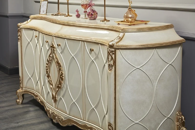 Casa Padrino Luxus Barock Sideboard Weiß / Antik Gold - Prunkvoller Massivholz Schrank mit 4 Türen und 2 Schubladen - Barock Möbel