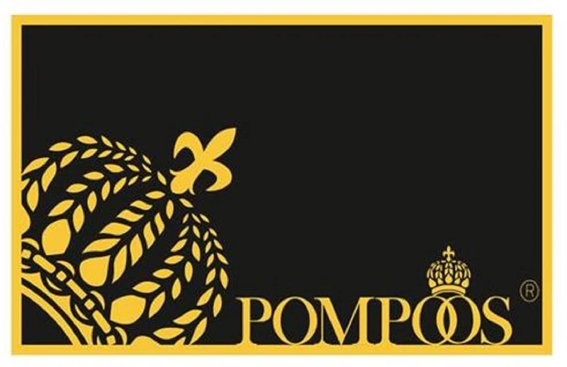 Pompöös by Casa Padrino Luxus Designer Fußmatte von Harald Glööckler Krone Schwarz / Gold 80 x 50 cm - Luxus Deko Accessoires
