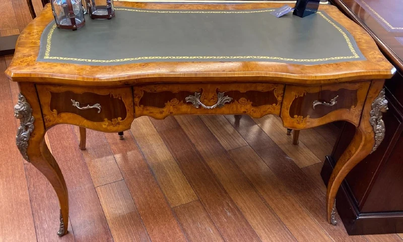 Casa Padrino Luxus Barock Schreibtisch Hellbraun / Dunkelbraun / Grün - Handgefertigter Massivholz Sekretär mit 3 Schubladen - Edle Barock Büro Möbel