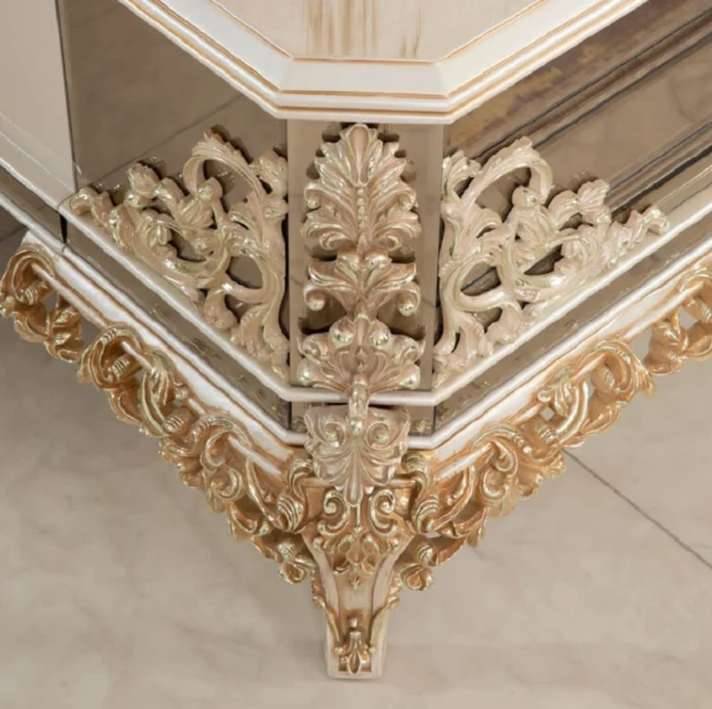 Casa Padrino Luxus Barock Schlafzimmer Kommode mit Spiegel Weiß / Gold - Barock Schlafzimmer Möbel - Edel & Prunkvoll