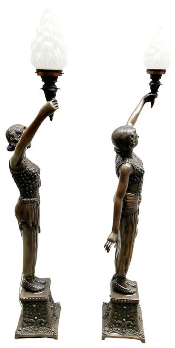 Casa Padrino Luxus Barock Stehleuchten Damen mit Fakeln Bronzefarben / Weiß 65 x 30 x H. 190 cm - Elegante Bronze Deko Skulpturen - Prunkvolle Barock Bronze Leuchten
