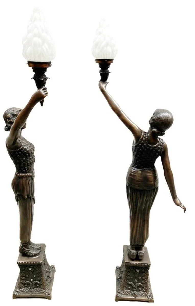 Casa Padrino Luxus Barock Stehleuchten Damen mit Fakeln Bronzefarben / Weiß 65 x 30 x H. 190 cm - Elegante Bronze Deko Skulpturen - Prunkvolle Barock Bronze Leuchten