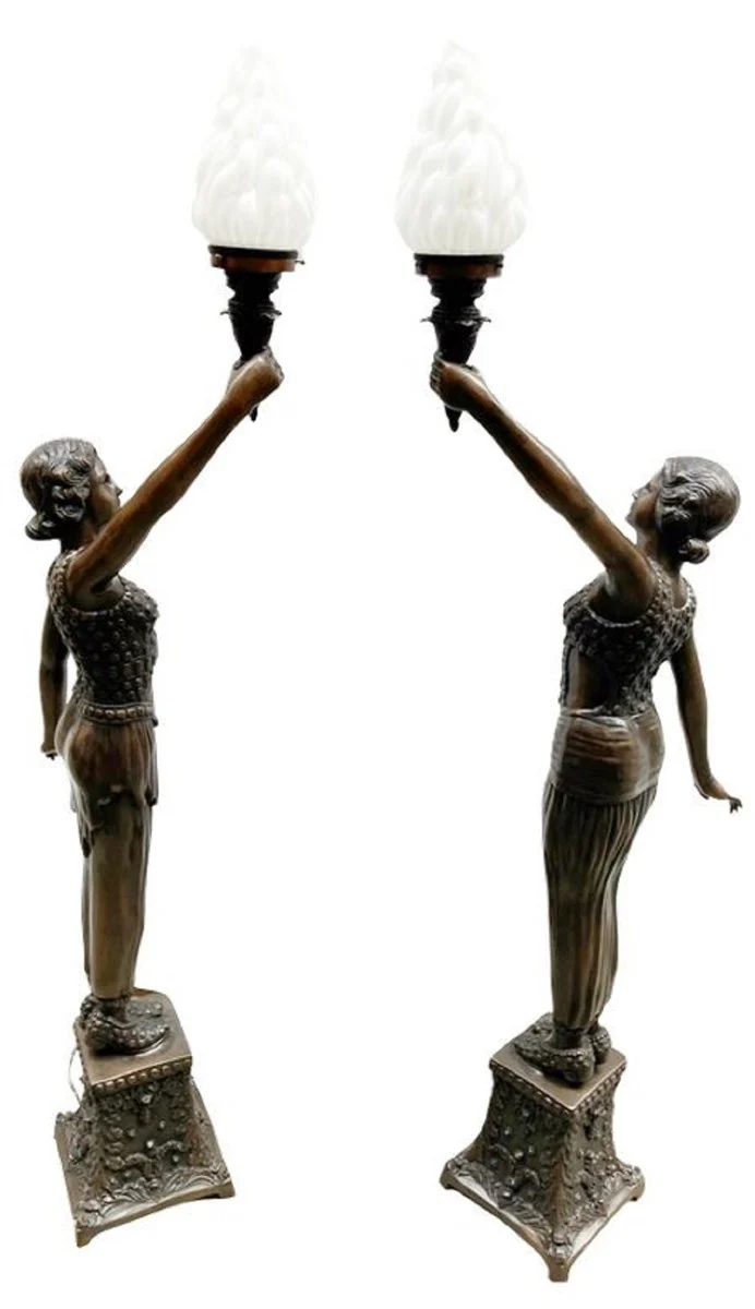 Casa Padrino Luxus Barock Stehleuchten Damen mit Fakeln Bronzefarben / Weiß 65 x 30 x H. 190 cm - Elegante Bronze Deko Skulpturen - Prunkvolle Barock Bronze Leuchten