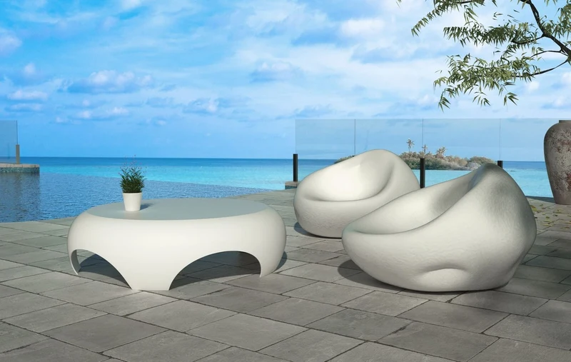 Casa Padrino Luxus Gartentisch Matt Weiß Ø 140 x H. 35 cm - Runder Wetterbeständiger Couchtisch - Garten Terrassen Tisch Möbel - Luxus Kollektion