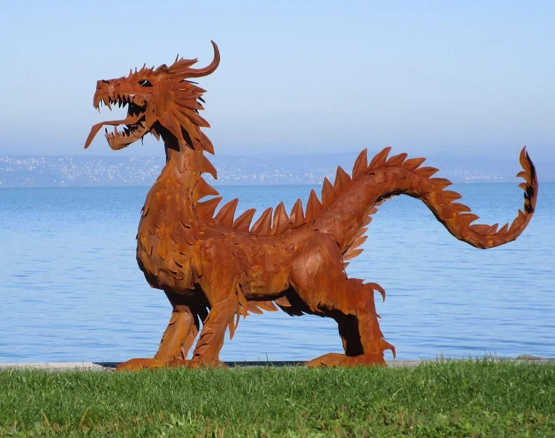 Casa Padrino Luxus Gartendeko Skulptur Drache Rostfarben 290 x 75 x H. 177 cm - Riesige Stahl Deko Figur - Gartenfigur - Hotel Garten Deko