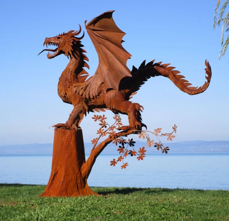 Casa Padrino Luxus Gartendeko Skulptur Drache Rostfarben 290 x 235 x H. 295 cm - Riesige Stahl Deko Figur - Gartenfigur - Hotel Garten Deko