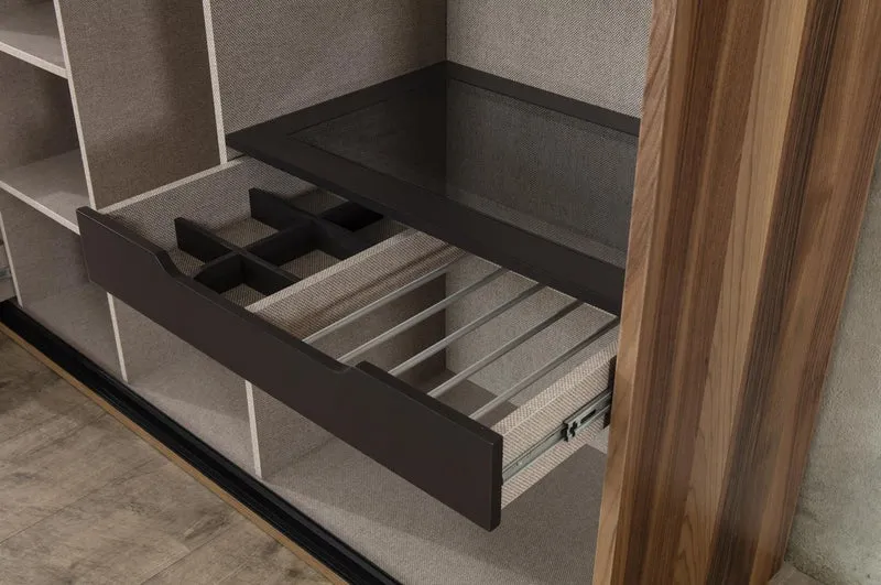 Casa Padrino Luxus Schlafzimmerschrank Braun 260 x 70 x H. 220 cm - Moderner Massivholz Kleiderschrank mit 2 Schiebetüren - Luxus Schlafzimmer Möbel