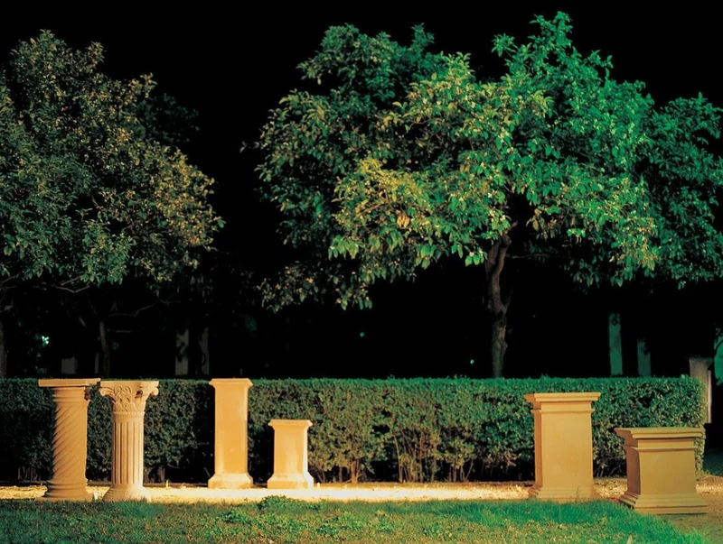 Casa Padrino Barock Säule Terracotta 44 x 44 x H. 105 cm - Handgefertigte Keramik Deko Säule - Barock Garten Terrassen Deko