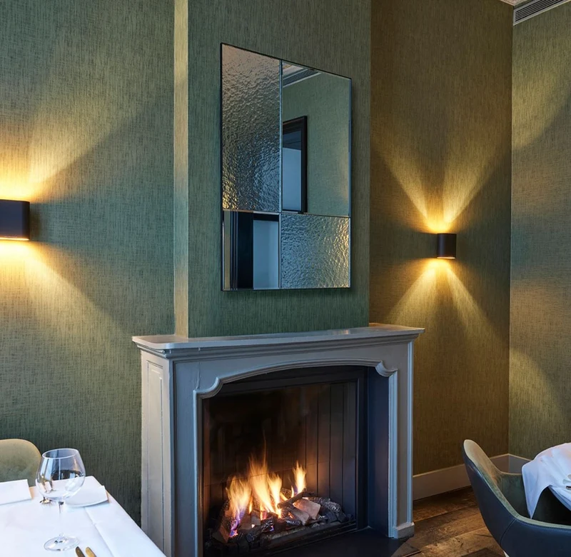 Casa Padrino Luxus Wandspiegel Schwarz 80 x 2 x H. 120 cm - Hotel & Restaurant Spiegel - Luxus Kollektion