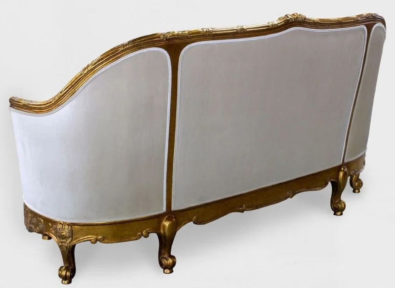 Casa Padrino Luxus Barock Wohnzimmer Sofa Weiß / Gold - Edles Handgefertigtes Antik Stil Sofa - Barock Wohnzimmer Möbel