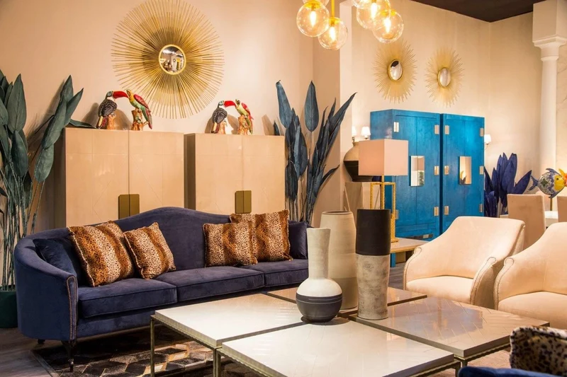 Casa Padrino Luxus Barock Samt Sofa Blau / Dunkelbraun 280 x 90 x H. 100 cm - Edles Wohnzimmer Sofa mit dekorativen Kissen - Barock Wohnzimmer Möbel - Luxus Qualität