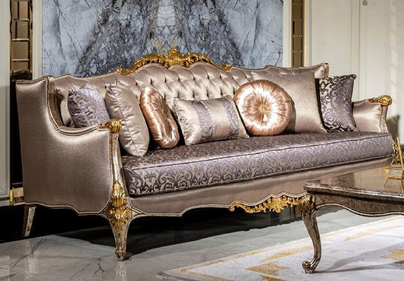 Casa Padrino Luxus Barock Wohnzimmer Set Silber / Lila / Antik Silber / Braun / Gold - 2 Sofas & 2 Sessel & 1 Couchtisch - Prunkvolle Wohnzimmer Möbel im Barockstil