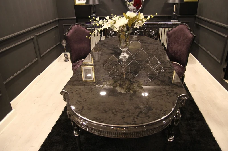 Casa Padrino Luxus Barock Esszimmer Set Lila / Grau / Schwarz / Silber - 1 Esstisch & 6 Esszimmerstühle - Esszimmer Möbel im Barockstil - Edle Barock Möbel
