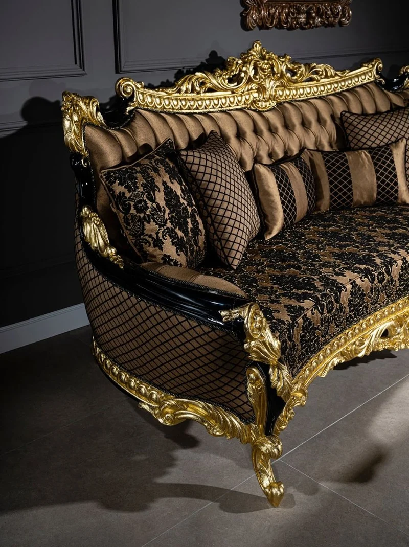 Casa Padrino Luxus Barock Sofa Braun / Schwarz / Gold 260 x 110 x H. 117 cm - Prunkvolles Wohnzimmer Sofa mit dekorativen Kissen - Edle Barock Möbel