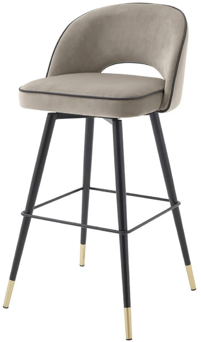 Casa Padrino Luxus Barstuhl Set Greige / Schwarz / Messingfarben 51 x 52 x H. 103 cm - Barstühle mit drehbarer Sitzfläche und edlem Samtsoff - Luxus Bar Möbel