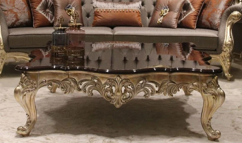 Casa Padrino Luxus Barock Wohnzimmer Set Grau / Dunkelbraun / Gold - 2 Sofas & 2 Sessel & 1 Couchtisch & 2 Beistelltische - Wohnzimmer Möbel im Barockstil - Edel & Prunkvoll