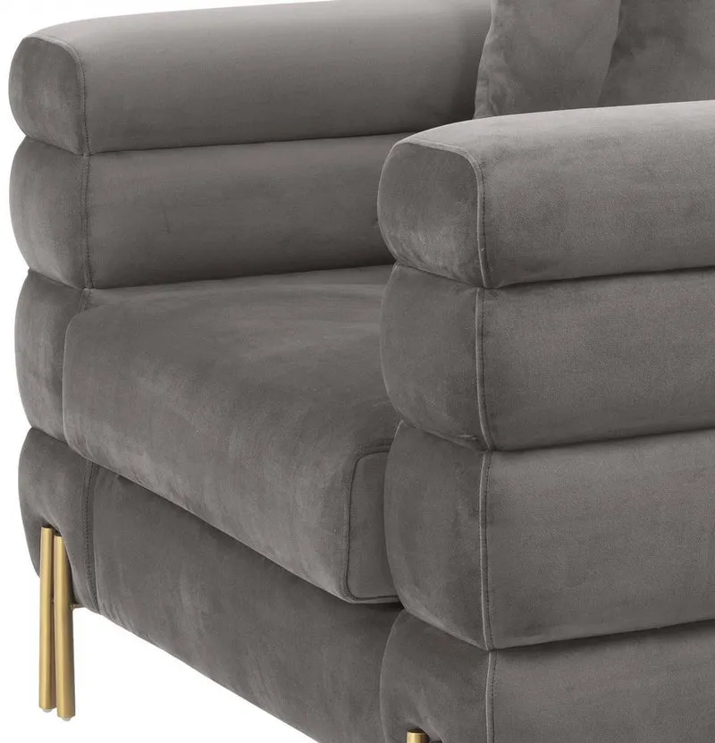 Casa Padrino Luxus Sessel Grau / Messingfarben 109 x 97 x H. 68 cm - Wohnzimmer Sessel mit edlem Samtstoff - Luxus Möbel