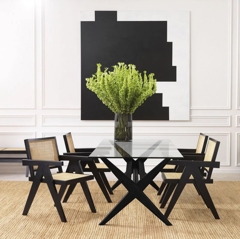 Casa Padrino Luxus Esszimmerstuhl Schwarz / Naturfarben 57 x 65,5 x H. 90 cm - Massivholz Stuhl mit Armlehnen und handgewebtem Rattangeflecht - Luxus Esszimmer Möbel