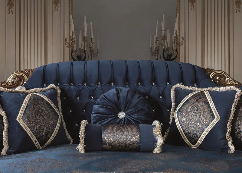 Casa Padrino Luxus Barock Wohnzimmer Sofa mit Glitzersteinen und dekorativen Kissen Blau / Braun 240 x 90 x H. 105 cm - Edel & Prunkvoll