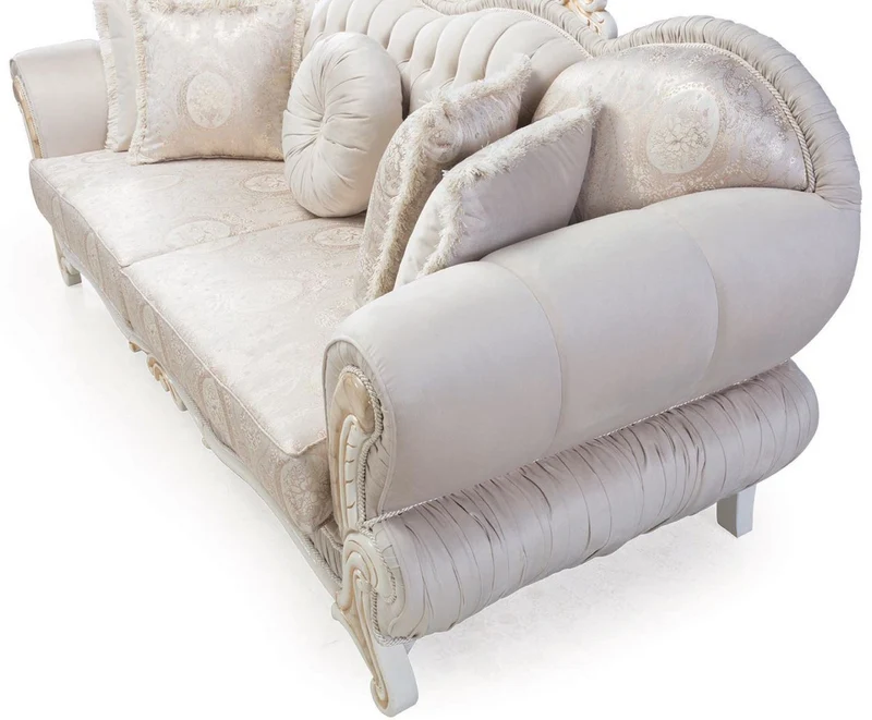 Casa Padrino Luxus Barock Wohnzimmer Set Hellrosa / Weiß / Gold - 2 Sofas & 2 Sessel & 1 Beistelltisch - Wohnzimmer Möbel im Barockstil - Edel & Prunkvoll