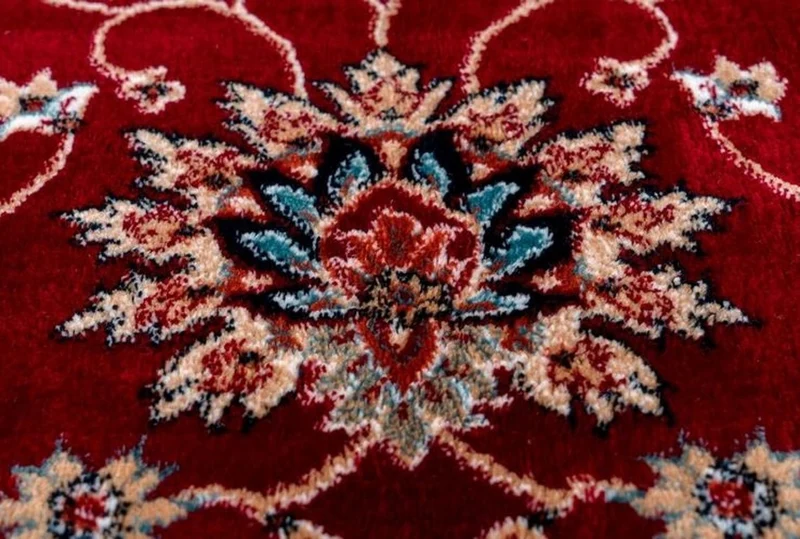 Casa Padrino Wohnzimmer Teppich mit orientalischen Ornamenten Rot / Mehrfarbig - Verschiedene Größen