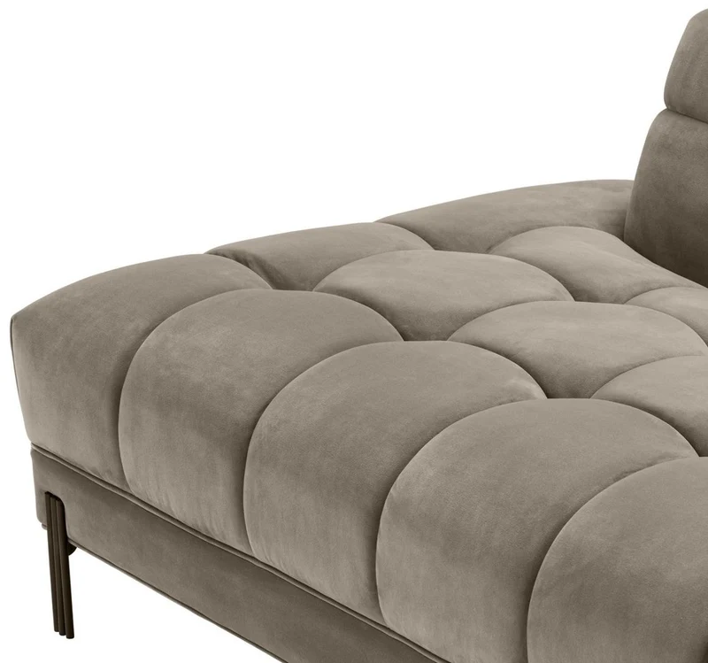 Casa Padrino Luxus Lounge Sofa Greige / Schwarz 223 x 95 x H. 68 cm - Rechtsseitiges Wohnzimmer Sofa mit edlem Samtsoff und 2 Kissen