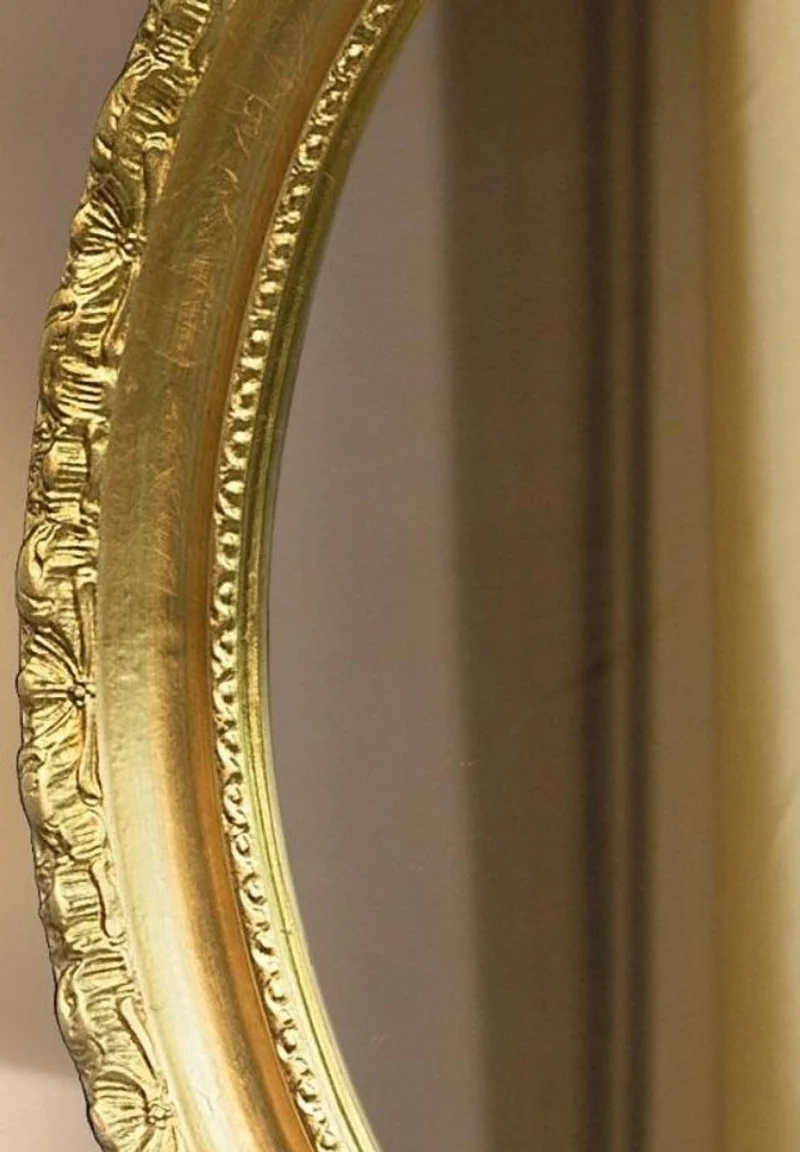 Casa Padrino Luxus Barock Spiegel Gold 54 x 6 x H. 64 cm - Ovaler Wandspiegel im Barockstil - Barock Möbel