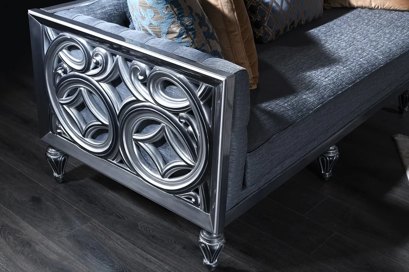 Casa Padrino Luxus Barock Chesterfield Sofa Blau / Silber 250 x 92 x H. 85 cm - Wohnzimmermöbel im Barockstil